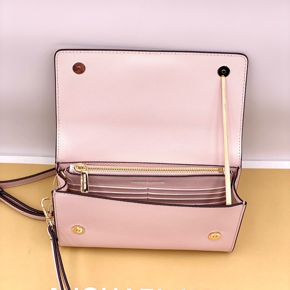 Michael Kors 3 in 1 Crossbody Clutch Wristlet - Picture 8 of 12